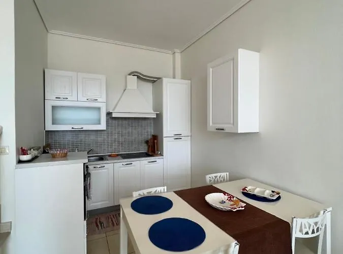 布干维尔岛湾公寓 Sarandë