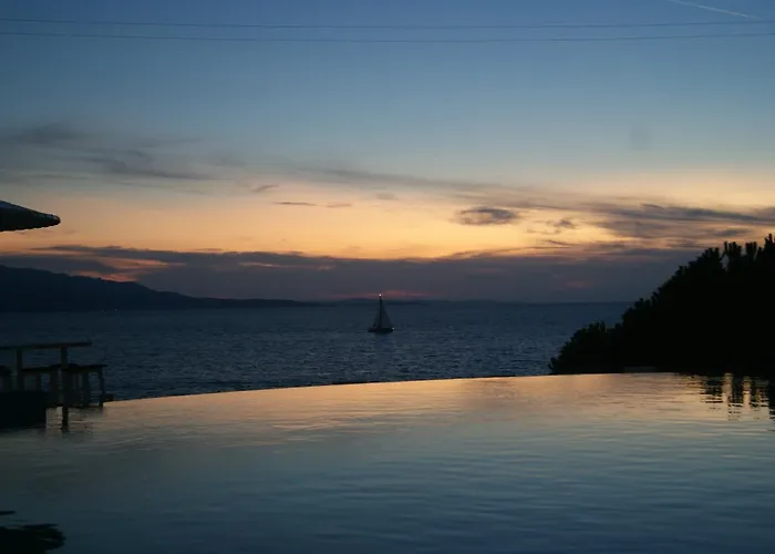 公寓 布干维尔岛湾公寓 Sarandë